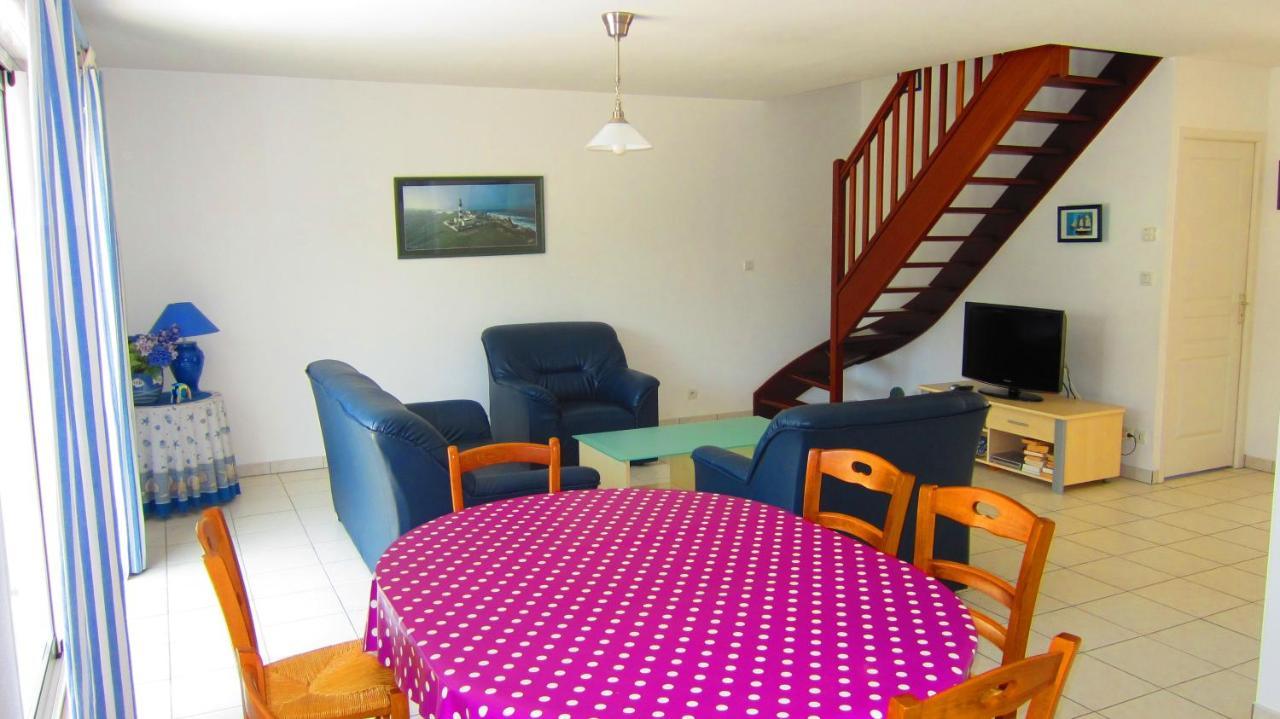 Location Barneville-Carteret à 100m de la plage Saint-Jean-de-la-Rivière Extérieur photo