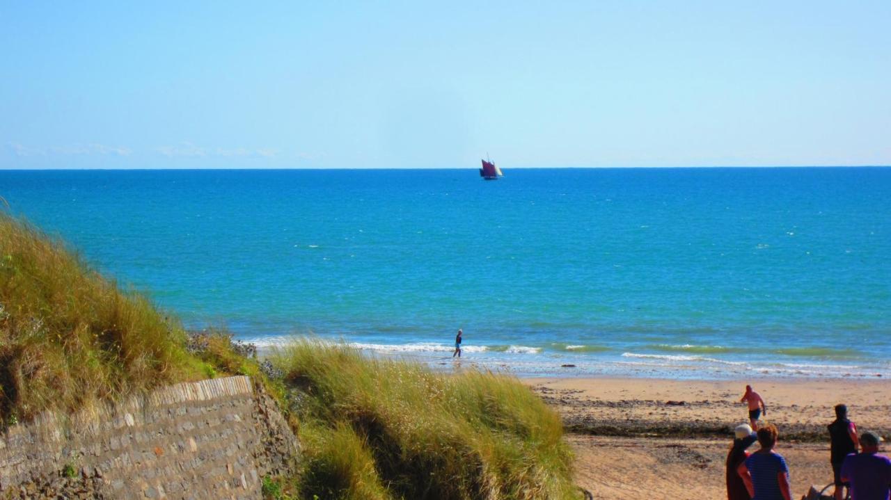 Location Barneville-Carteret à 100m de la plage Saint-Jean-de-la-Rivière Extérieur photo